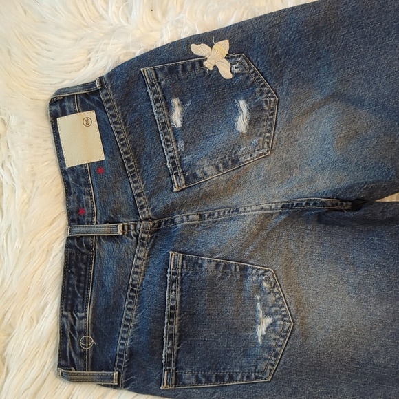 AG - The Phoebe Jean - Picture 2 of 6